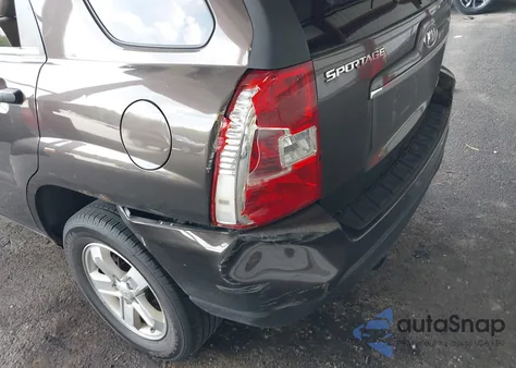 2009 Kia Sportage Lx V6 z USA, uszkodzony, nr VIN KNDJF723197636434